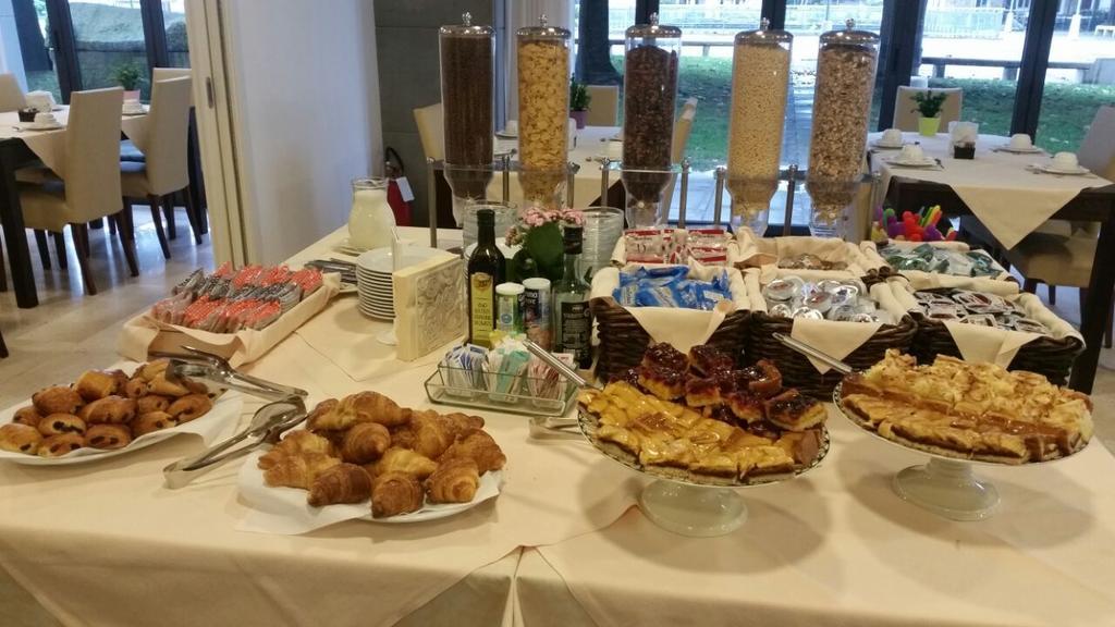 Hotel Fonzari Grado Zewnętrze zdjęcie